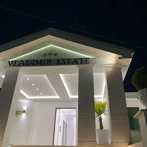 Δωμάτια σε οικογενειακή κατοικία Vladimir Estate, Αργυρόκαστρο